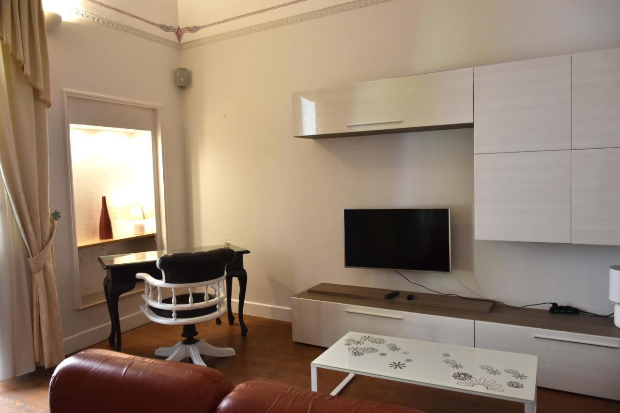Il Duomo E Il Mare Apartment Brindisi Exterior foto